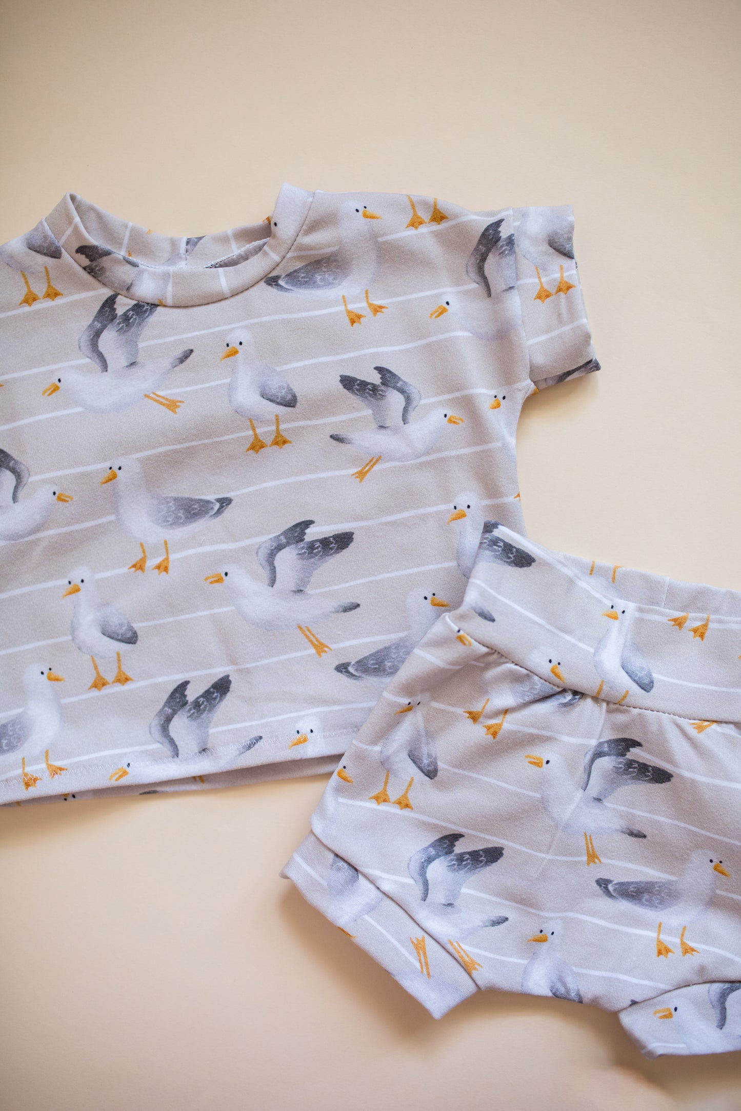 Seagull Two-Piece Set